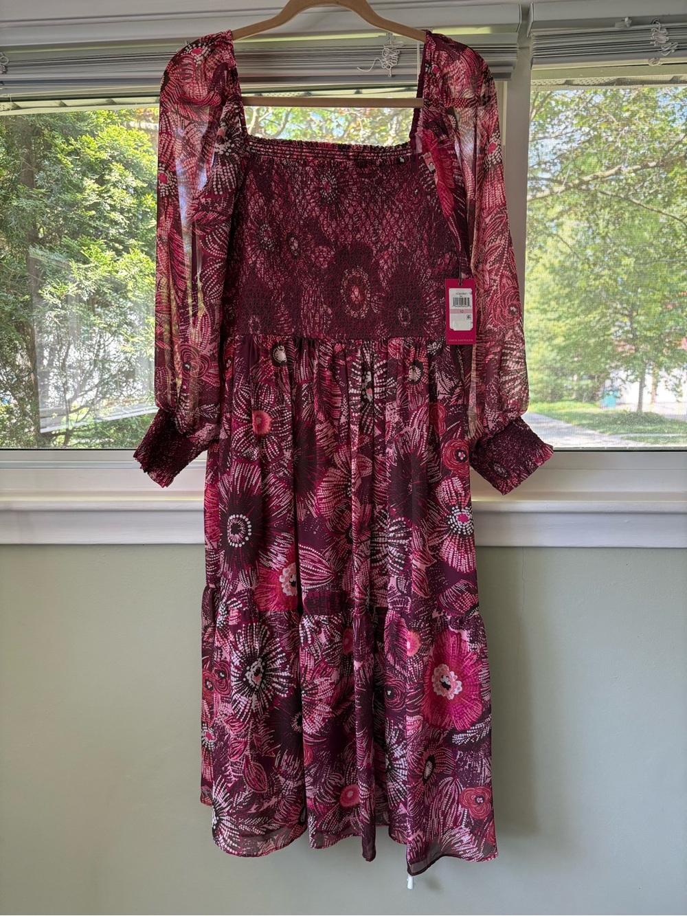 NWT Vince Camino Smocked Floral Midi Dress in Burgundy Pink